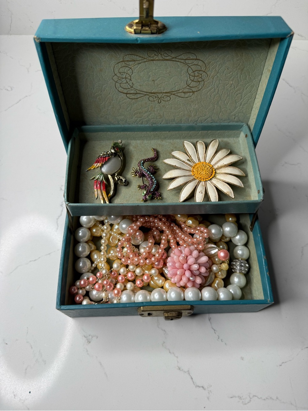 Vintage jewelry lot